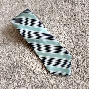 BROOKS BROTHER Silk Striped Design Tie Tiffany Blue Navy White Teal BRAND NEW
